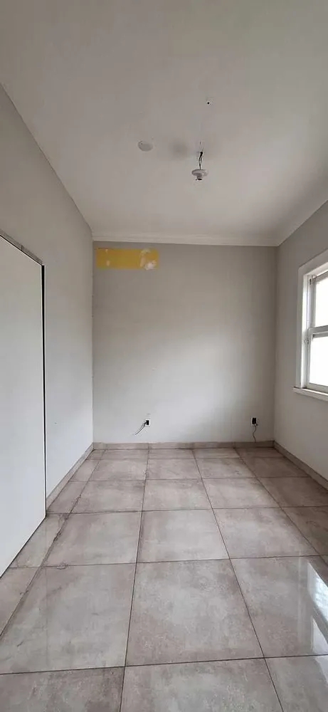 Casa, 4 quartos, 365 m² - Foto 13