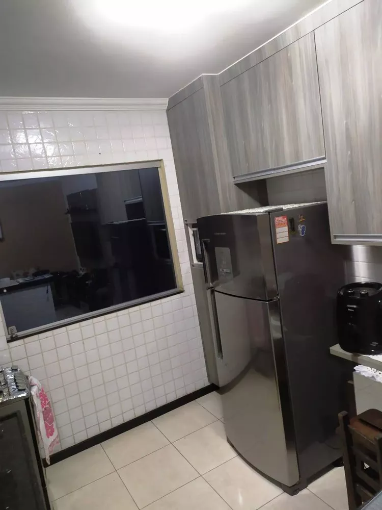 Casa à venda com 2 quartos, 61m² - Foto 6