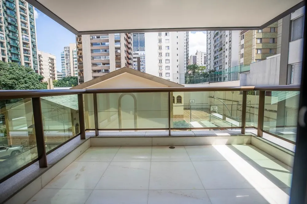 Apartamento, 4 quartos, 186 m² - Foto 1
