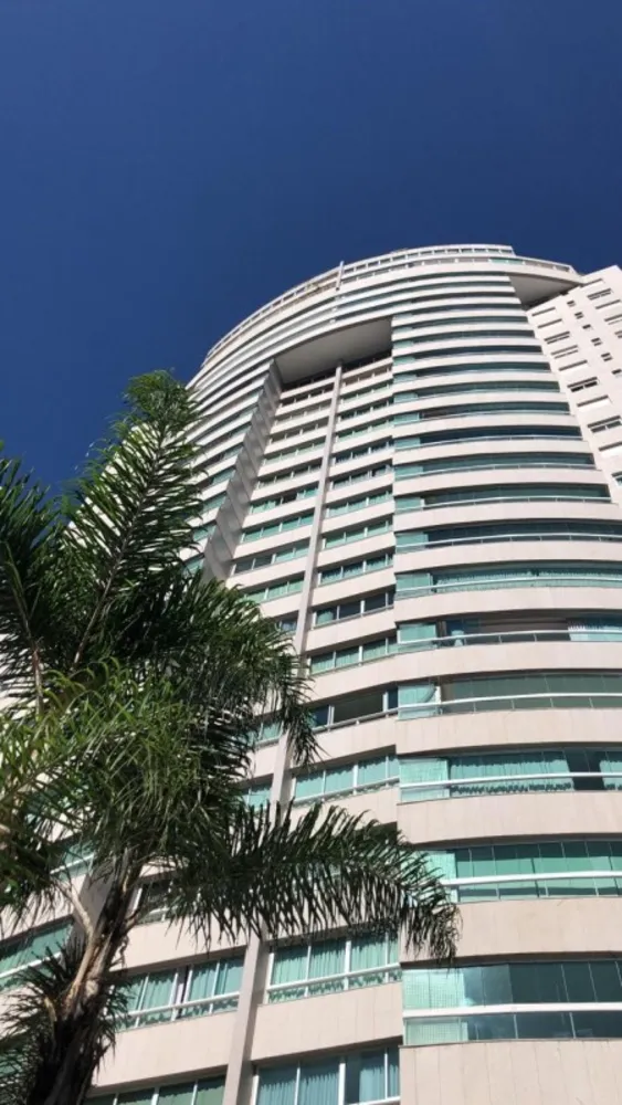 Apartamento, 4 quartos, 216 m² - Foto 1