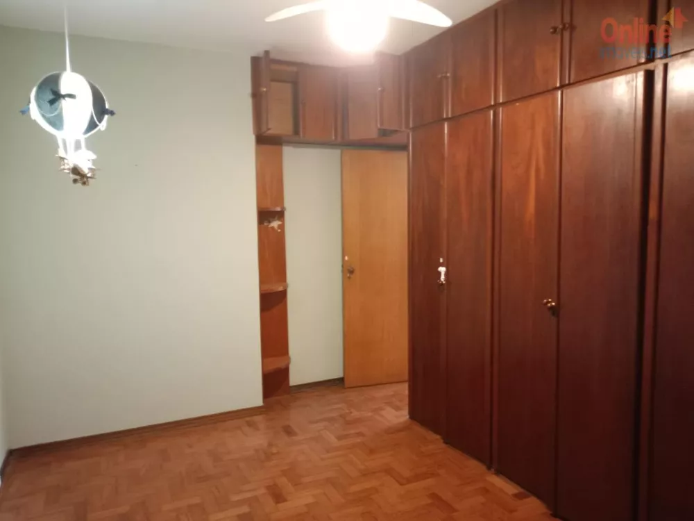 Casa à venda com 3 quartos, 360m² - Foto 24