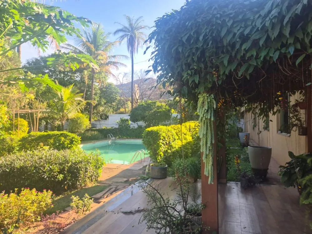 Casa, 5 quartos, 2280 m² - Foto 4