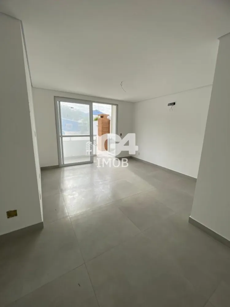 Casa, 3 quartos, 220 m² - Foto 1