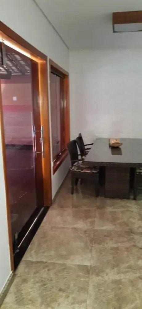 Casa, 3 quartos, 154 m² - Foto 2