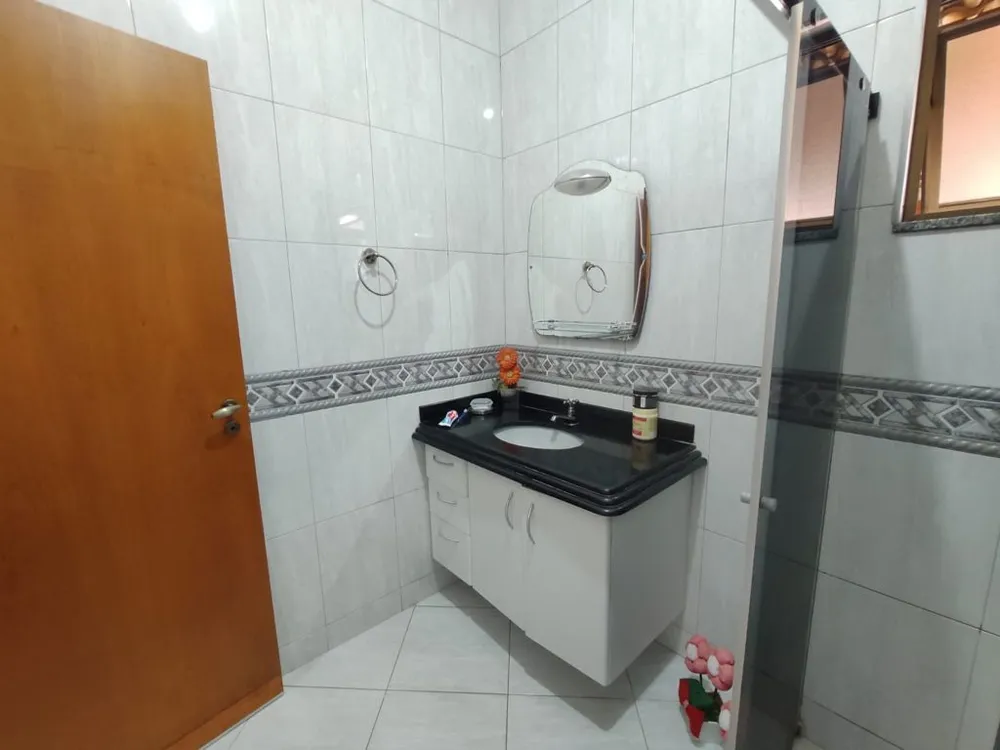Casa, 3 quartos, 202 m² - Foto 8
