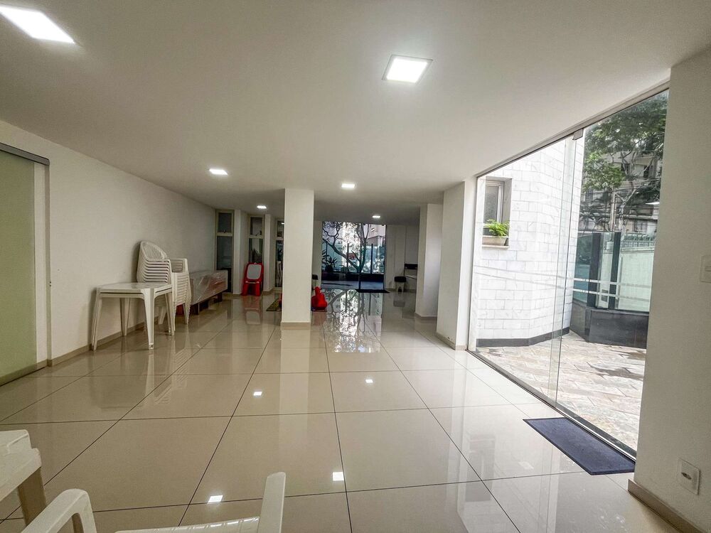 Apartamento à venda com 4 quartos, 118m² - Foto 2