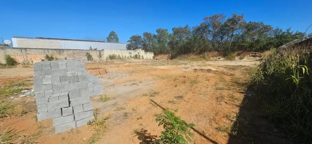 Terreno, 3718 m² - Foto 2