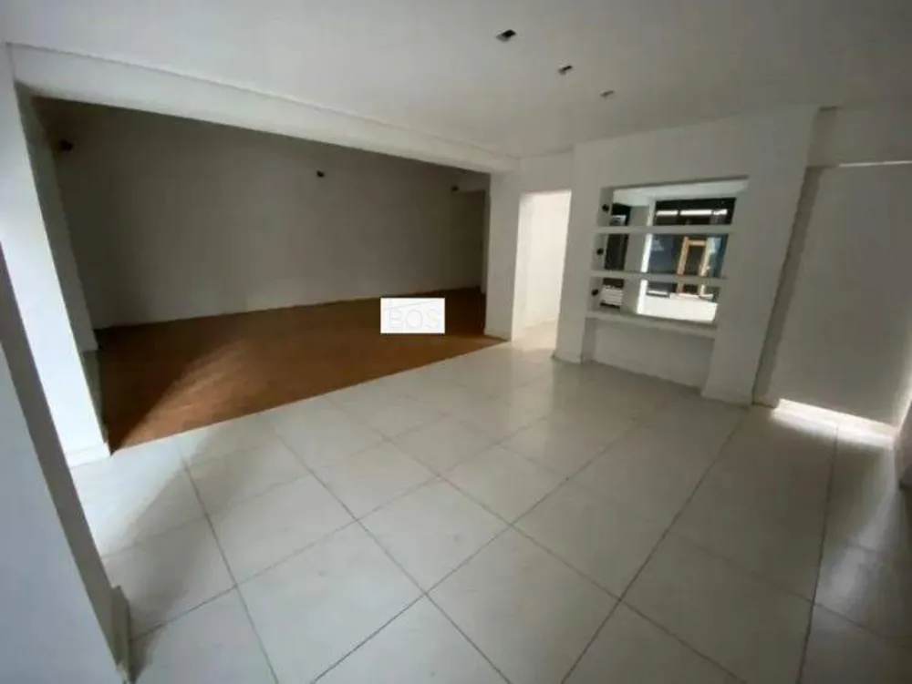 Casa, 1 quarto, 600 m² - Foto 2