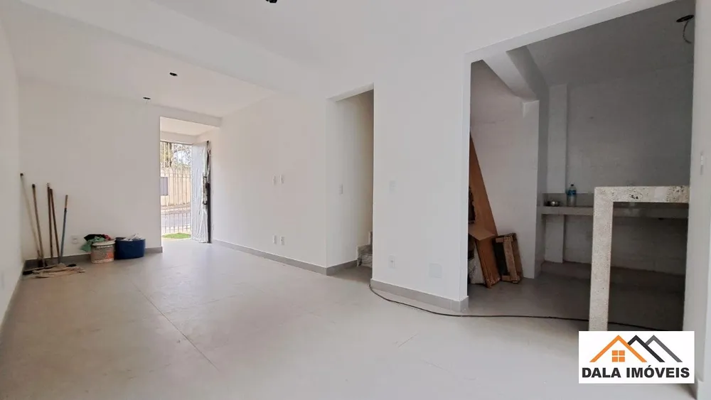 Casa, 3 quartos, 142 m² - Foto 1