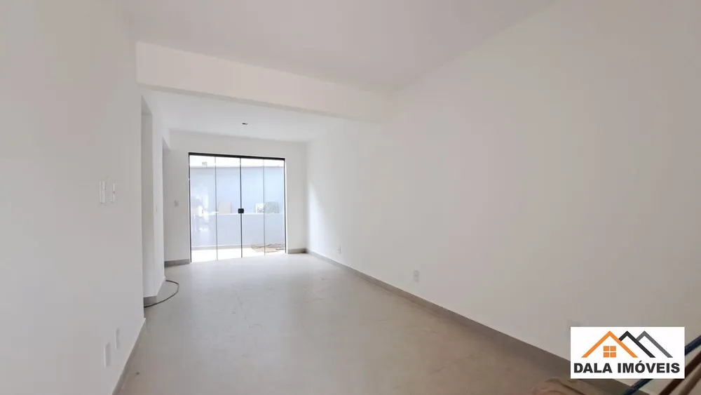 Casa, 3 quartos, 142 m² - Foto 2