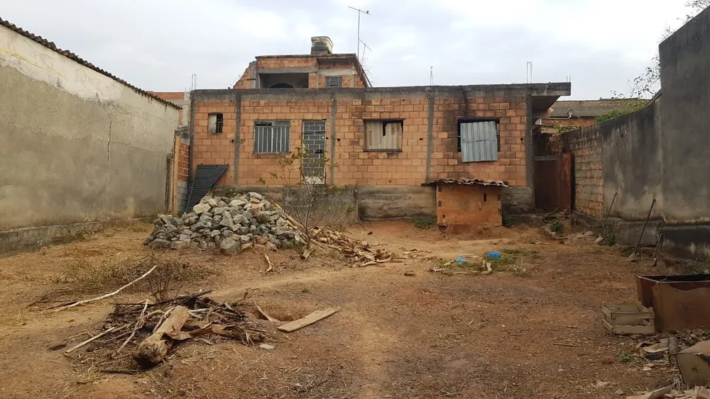 Casa, 2 quartos, 360 m² - Foto 1