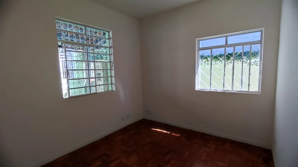 Casa, 6 quartos, 240 m² - Foto 5