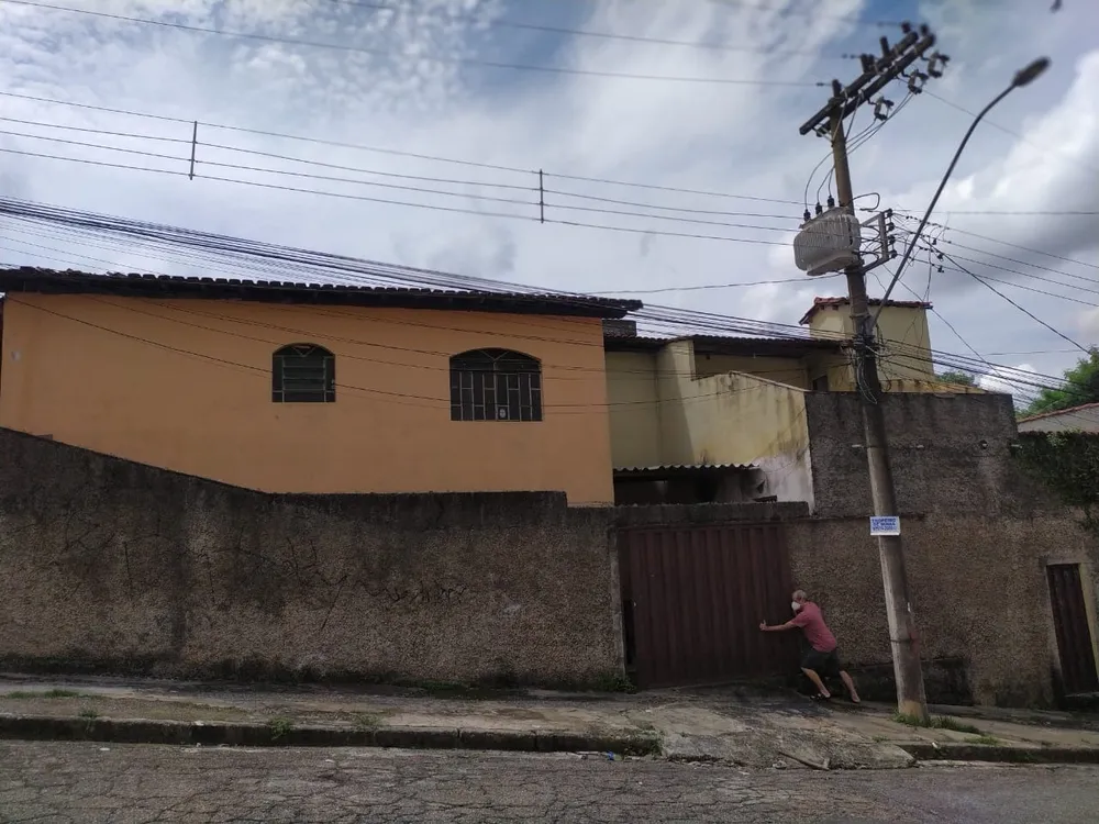 Casa, 2 quartos, 360 m² - Foto 1