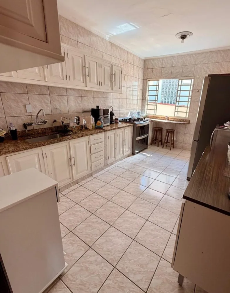 Casa, 4 quartos, 280 m² - Foto 5