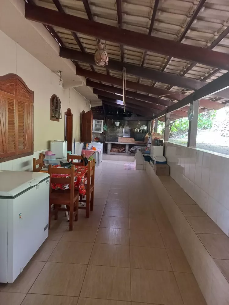 Casa de Condomínio à venda com 3 quartos, 400m² - Foto 3