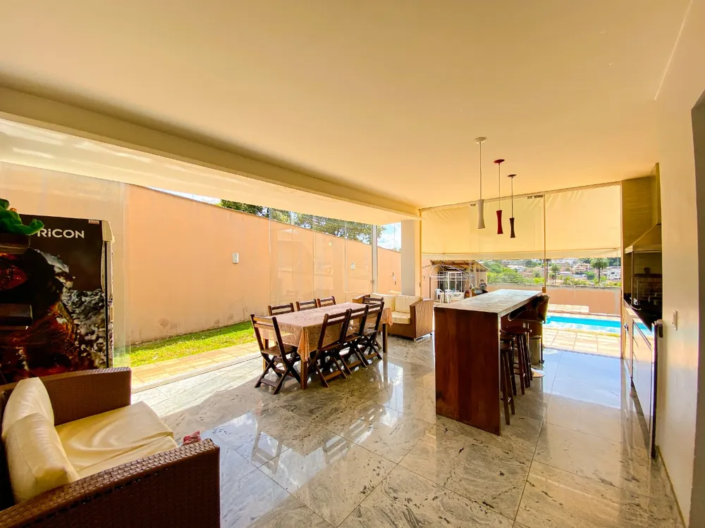 Casa, 5 quartos, 300 m² - Foto 2