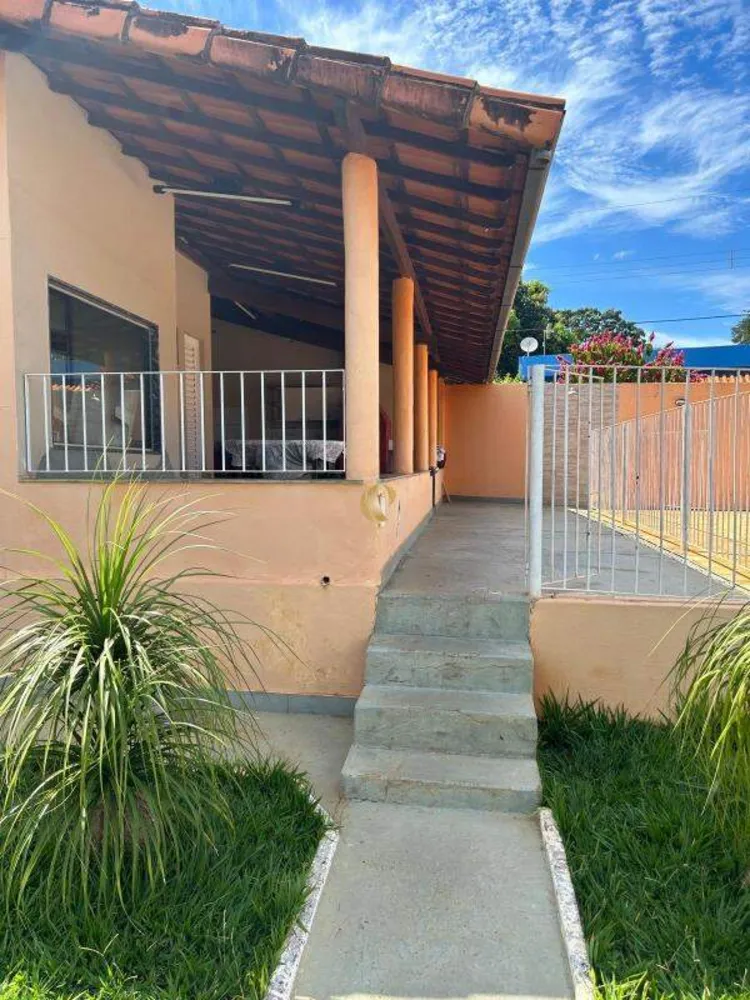 Chácara, 3 quartos, 891 m² - Foto 4
