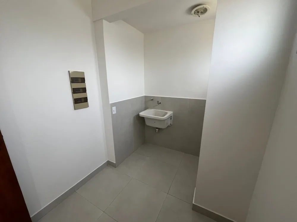 Apartamento, 3 quartos, 100 m² - Foto 2
