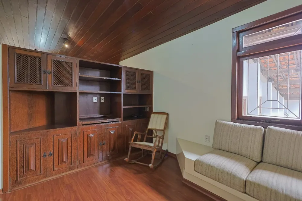 Casa, 4 quartos, 300 m² - Foto 2