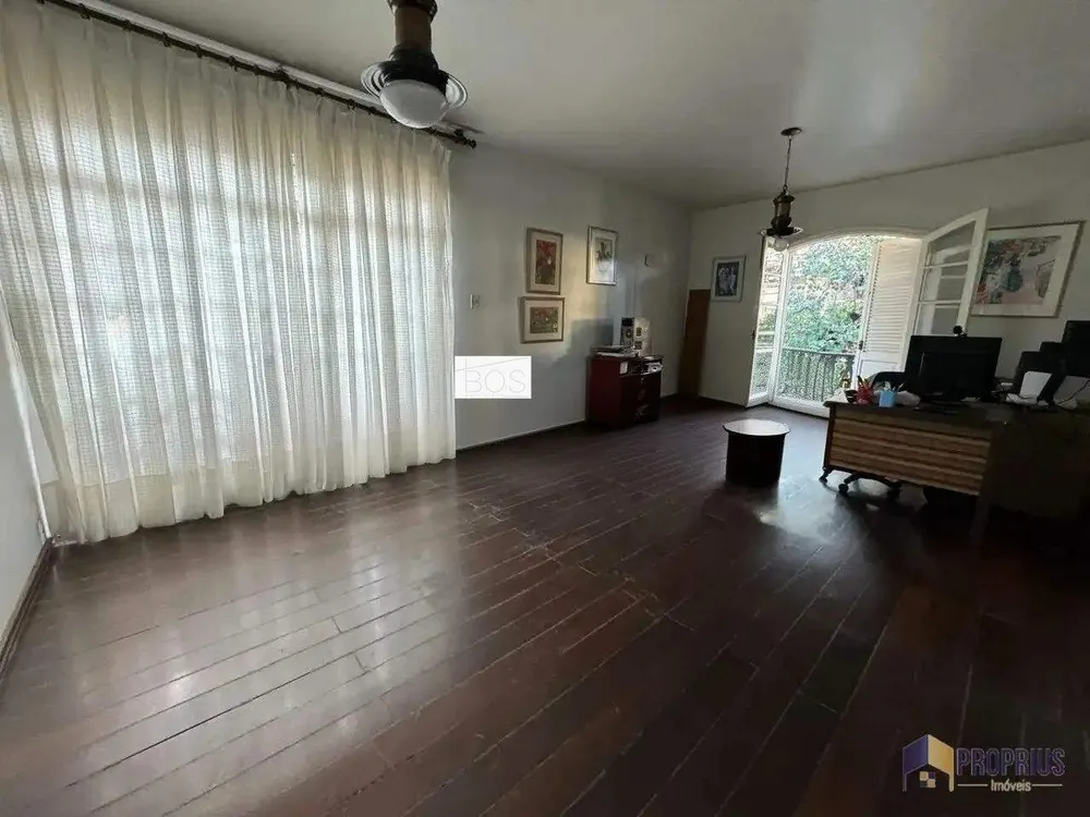 Casa, 5 quartos, 325 m² - Foto 1