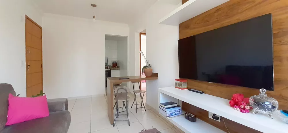 Apartamento à venda com 2 quartos, 60m² - Foto 2