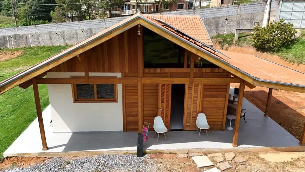 Casa, 1 quarto, 22150 m² - Foto 1