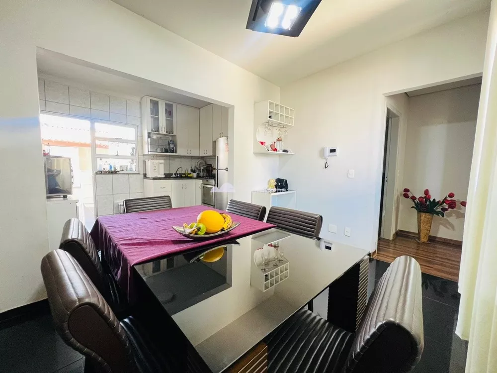 Casa à venda com 3 quartos, 360m² - Foto 16