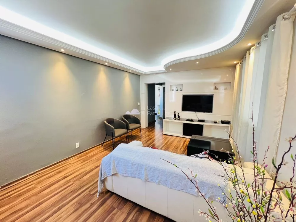 Casa à venda com 3 quartos, 360m² - Foto 18