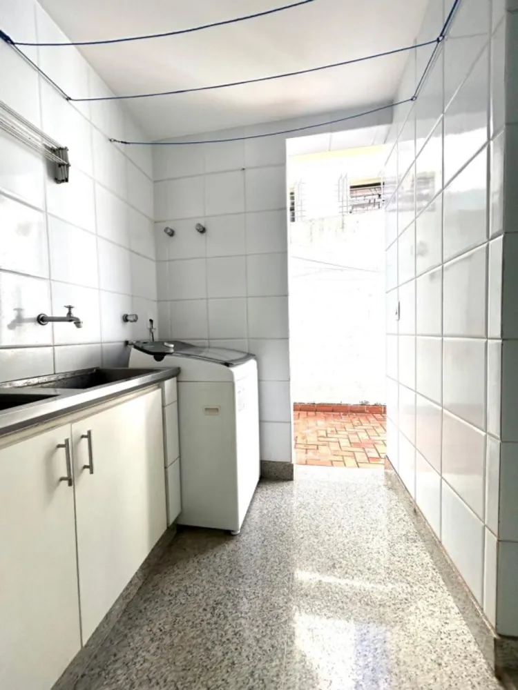 Casa, 4 quartos, 380 m² - Foto 9