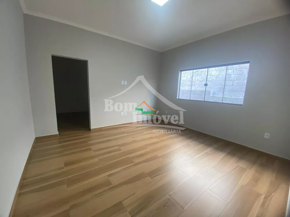 Casa à venda com 2 quartos, 200m² - Foto 16