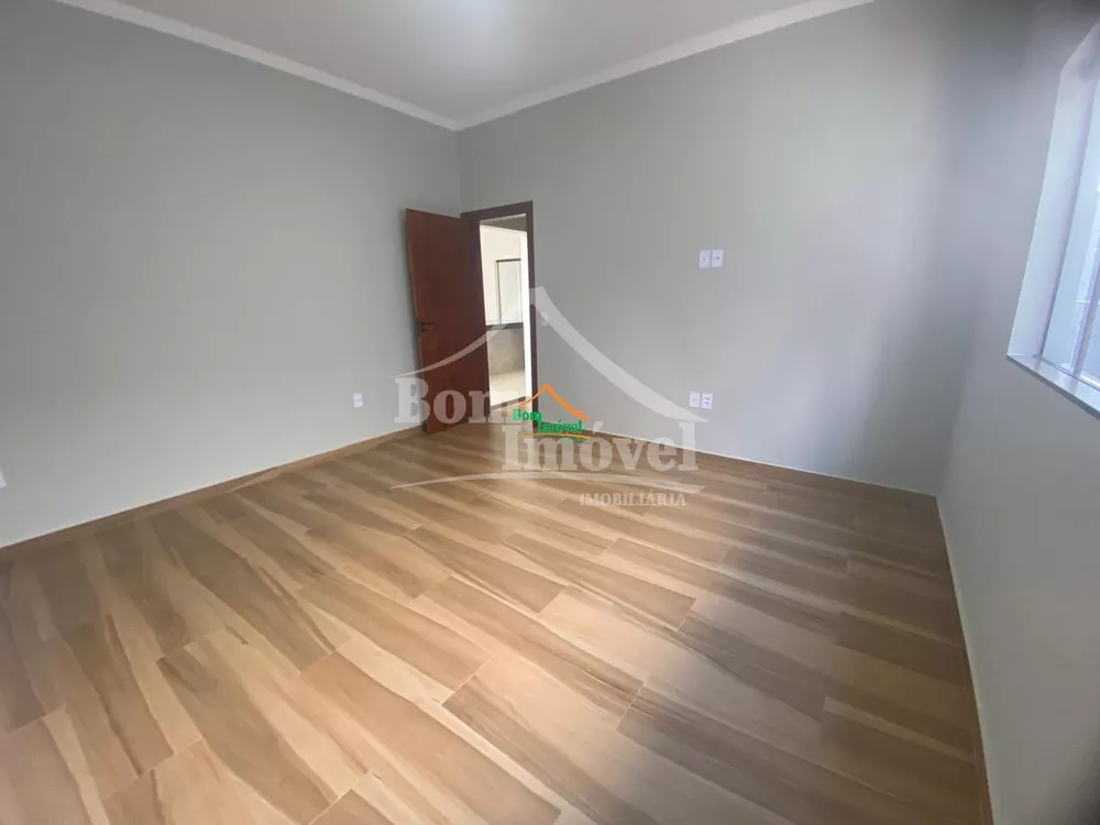 Casa à venda com 2 quartos, 200m² - Foto 11