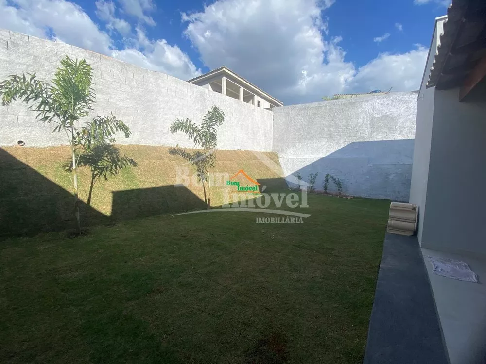 Casa à venda com 2 quartos, 200m² - Foto 25