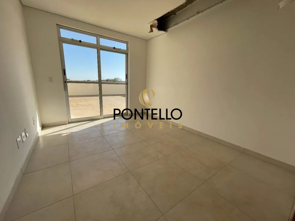 Cobertura, 3 quartos, 158 m² - Foto 3