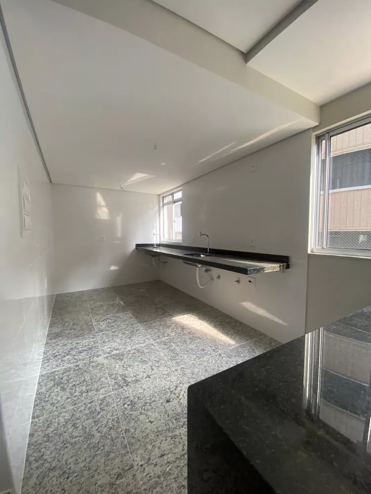 Apartamento à venda com 2 quartos, 69m² - Foto 7