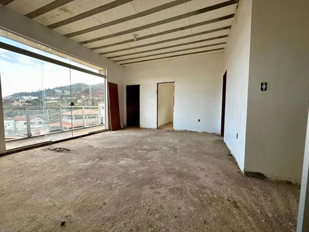 Casa, 4 quartos, 220 m² - Foto 3