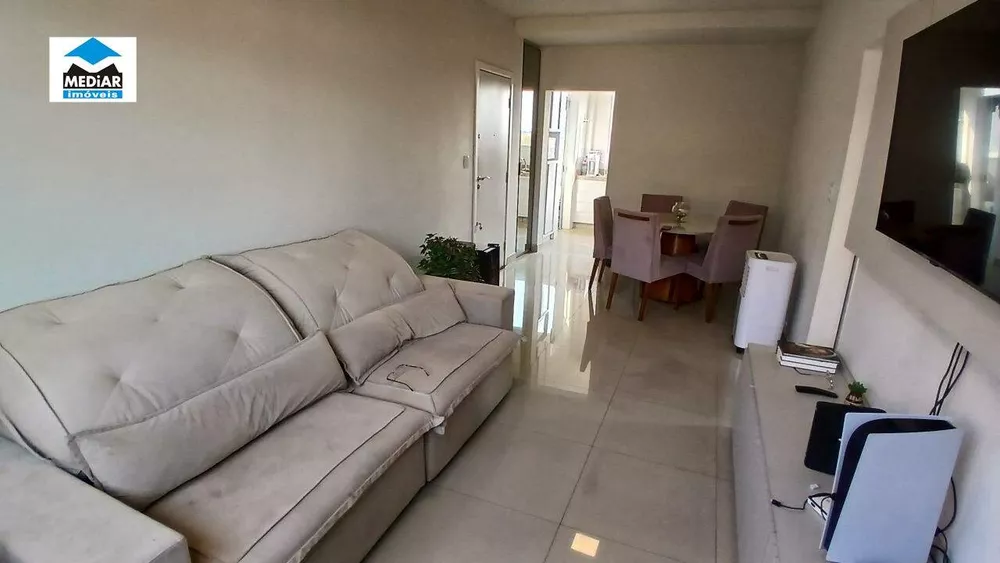 Apartamento à venda com 2 quartos, 65m² - Foto 1