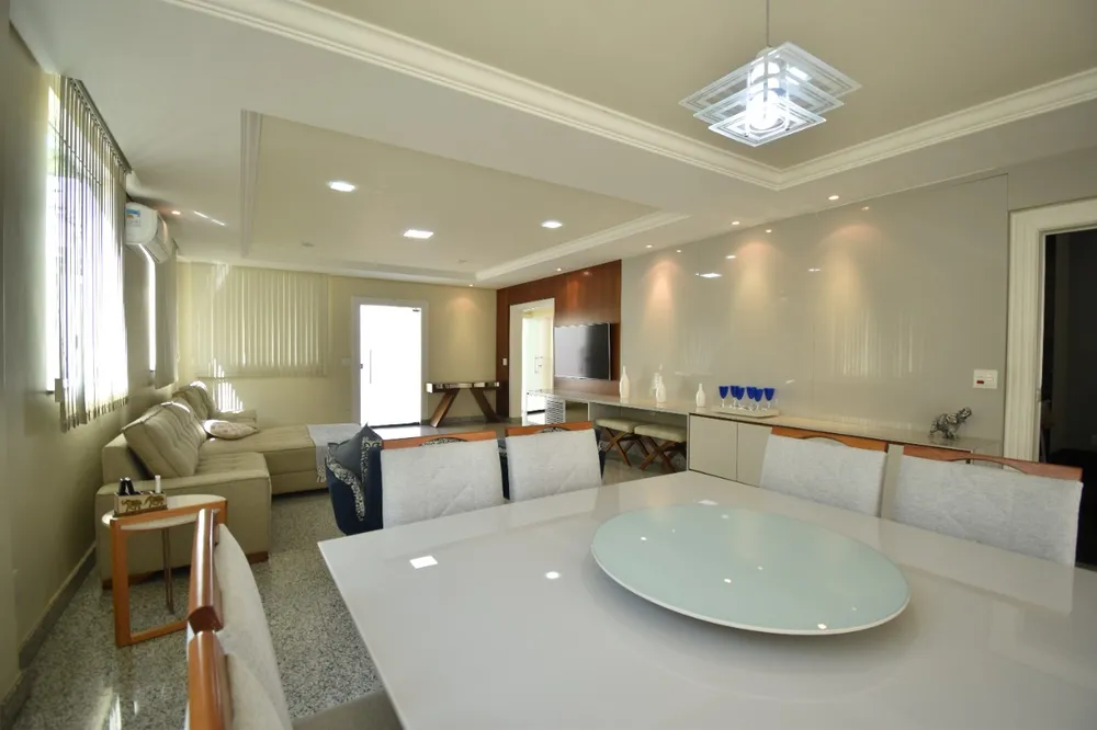 Casa, 5 quartos, 452 m² - Foto 1