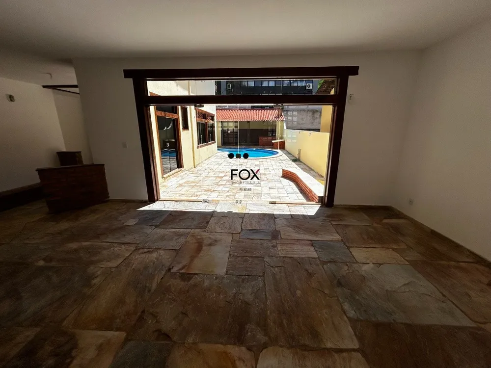 Casa, 4 quartos, 572 m² - Foto 3