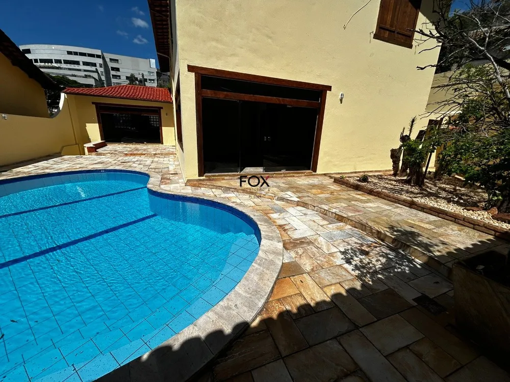 Casa, 4 quartos, 572 m² - Foto 1