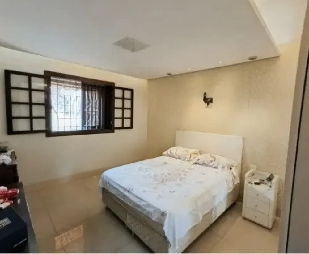 Casa, 5 quartos, 234 m² - Foto 3