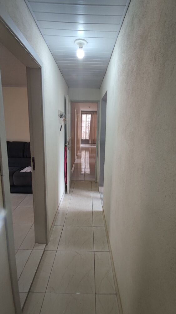 Casa à venda com 3 quartos, 360m² - Foto 1