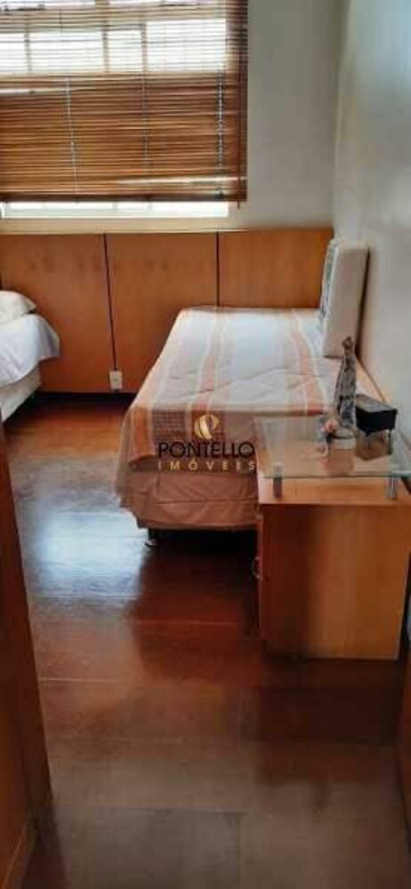 Cobertura à venda com 5 quartos, 200m² - Foto 2