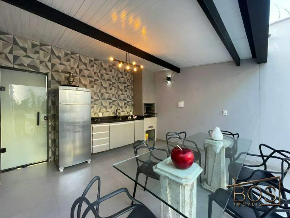 Casa, 3 quartos, 200 m² - Foto 3