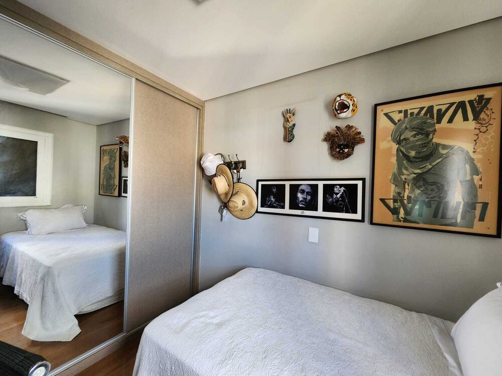 Apartamento à venda com 3 quartos, 112m² - Foto 2