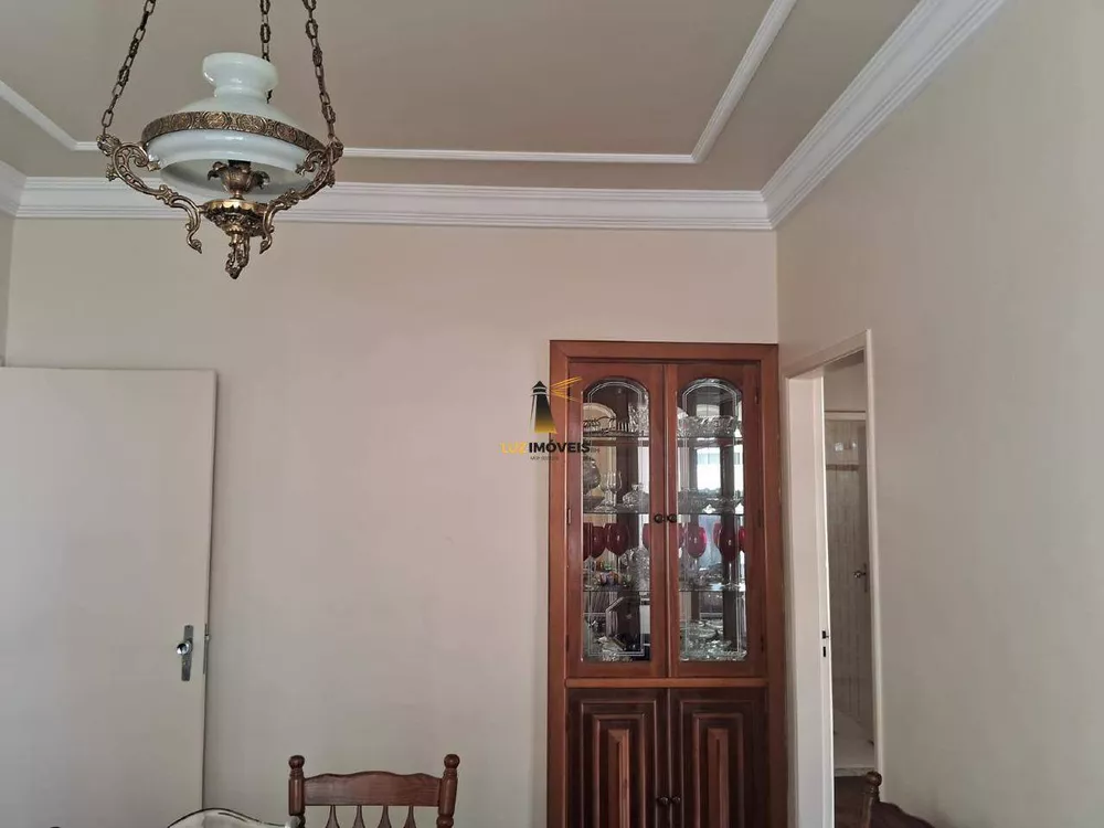 Apartamento à venda com 3 quartos, 140m² - Foto 5