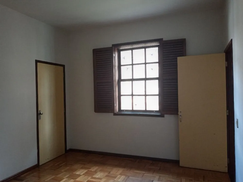 Casa, 3 quartos, 352 m² - Foto 3