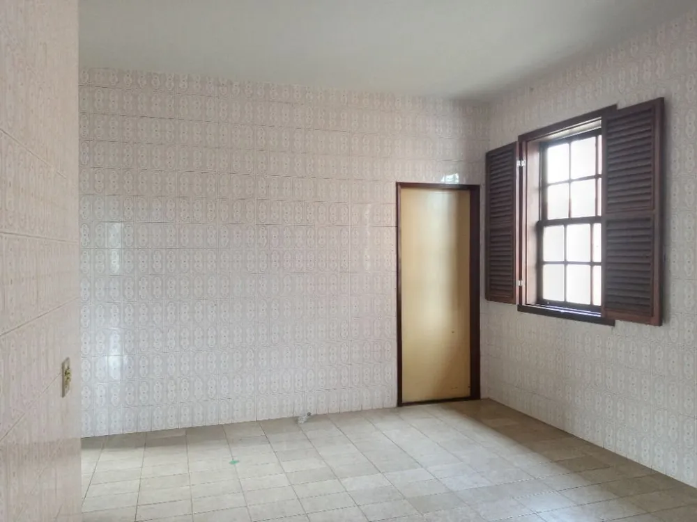 Casa, 3 quartos, 352 m² - Foto 4