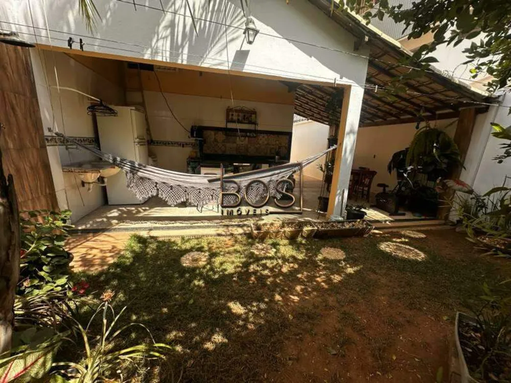 Casa, 3 quartos, 198 m² - Foto 1