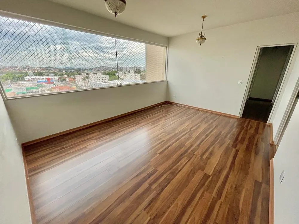 Apartamento, 3 quartos, 100 m² - Foto 2