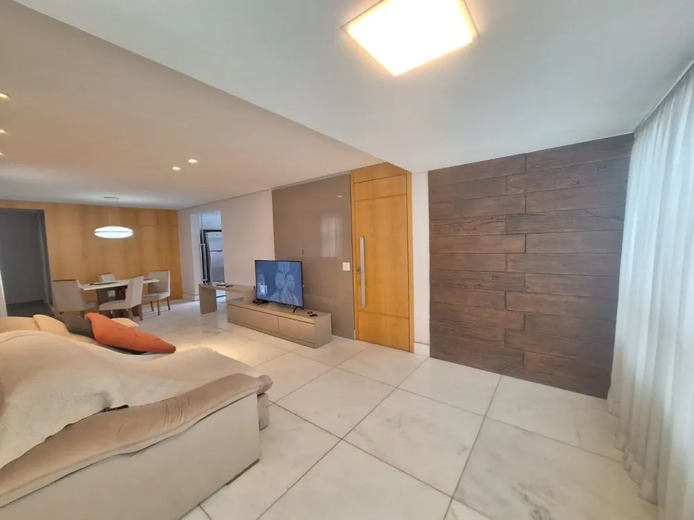 Apartamento, 3 quartos, 162 m² - Foto 1